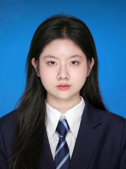 研究生戚婷